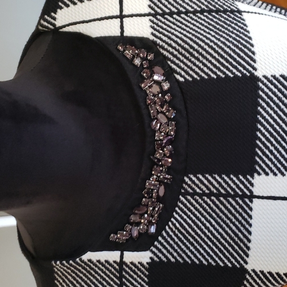 Worthington Blouse - Picture 3 of 8